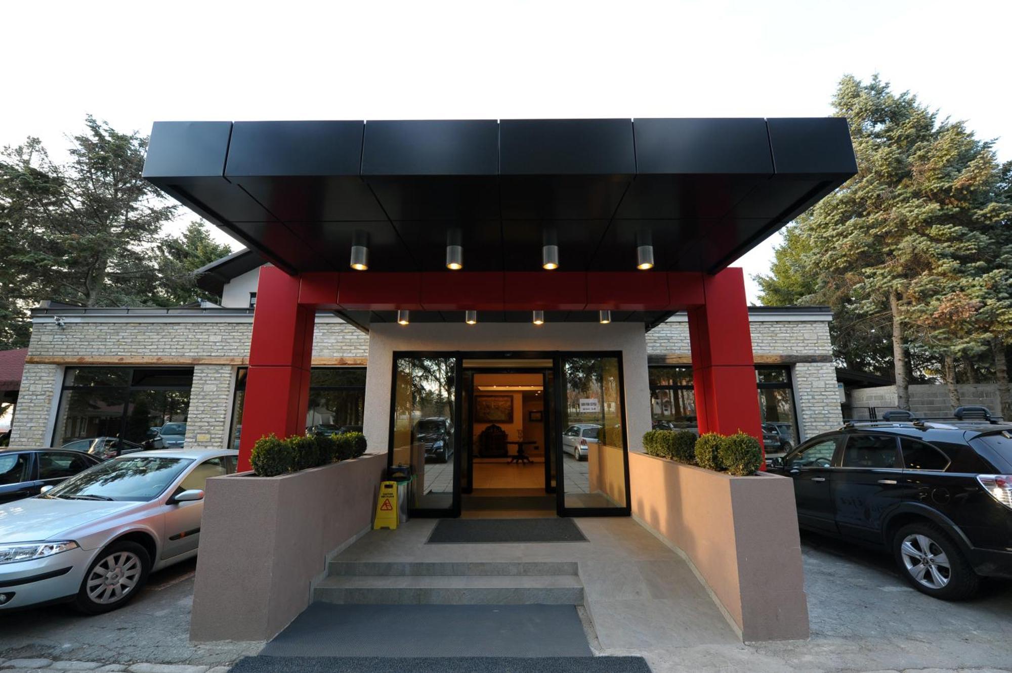 Hotel 1000 Ruza Belgrado Exterior foto
